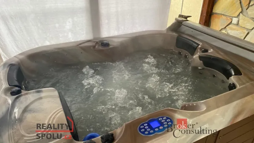 Prodej rodinného domu, Dvůr Králové nad Labem, Na Kopečku, 78 m2