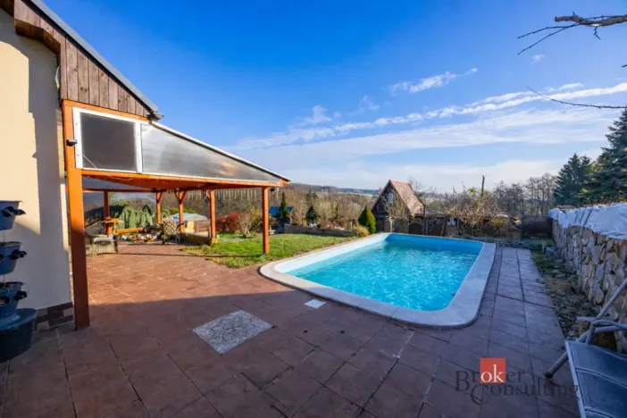 Prodej rodinného domu, Dvůr Králové nad Labem, Na Kopečku, 78 m2