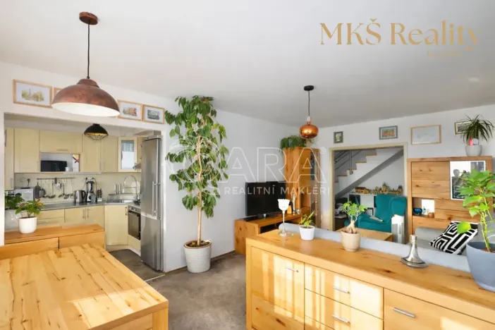 Prodej bytu 4+kk, Praha, V Štíhlách, 80 m2