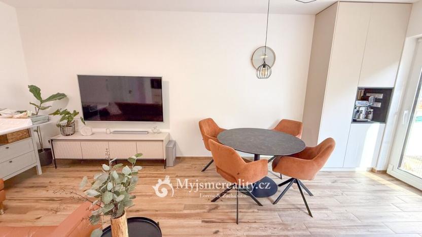 Prodej bytu 4+kk, Hluboké Mašůvky, 89 m2