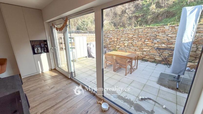 Prodej bytu 4+kk, Hluboké Mašůvky, 89 m2