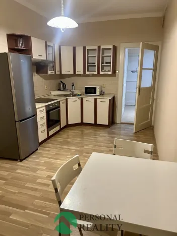 Pronájem bytu 2+kk, Praha - Vinohrady, Polská, 45 m2