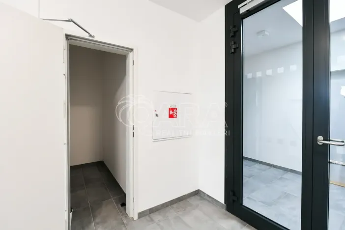 Pronájem bytu 2+kk, Praha - Uhříněves, Karla Guta, 58 m2