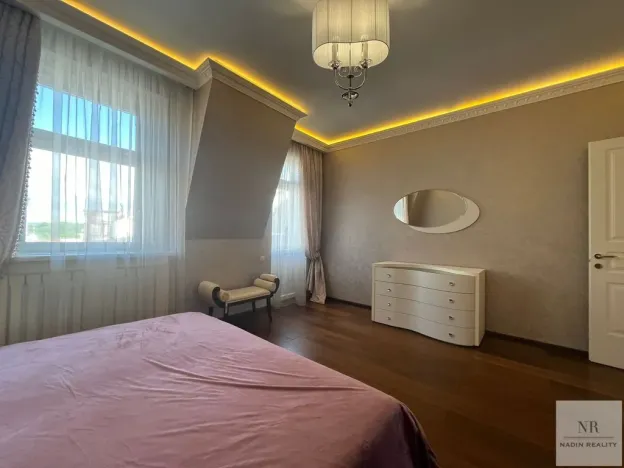 Prodej bytu 3+kk, Karlovy Vary, Zeyerova, 134 m2