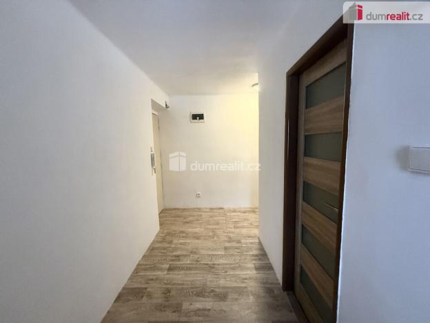 Pronájem bytu 2+1, Dubí, Ruská, 63 m2