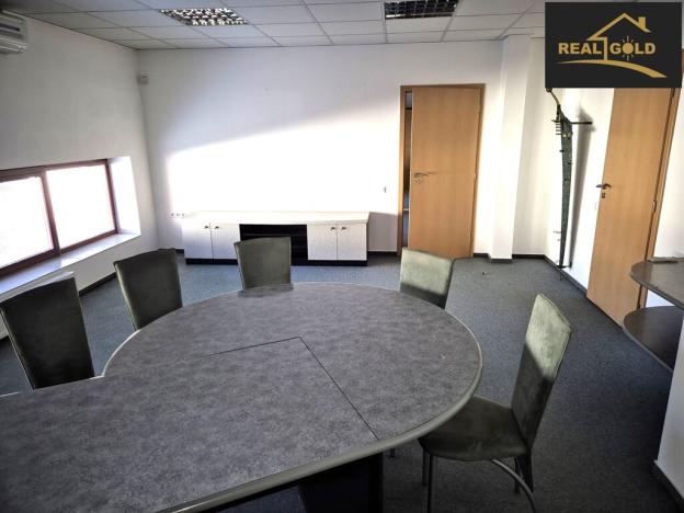 Pronájem kanceláře, Třebíč, Bráfova tř., 160 m2