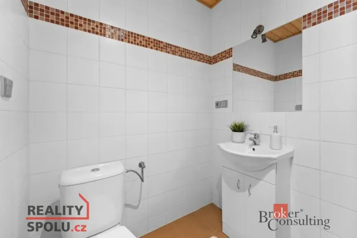 Prodej ubytování, Strážné, 650 m2