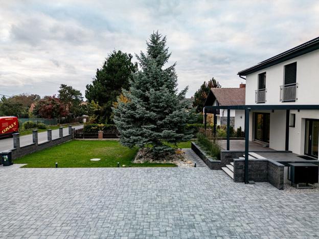 Prodej rodinného domu, Sluhy, 232 m2