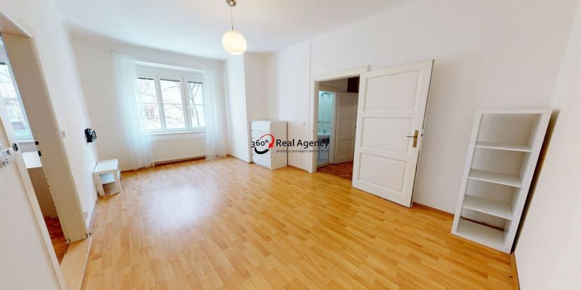 Pronájem bytu 2+1, Praha - Vršovice, Tolstého, 56 m2