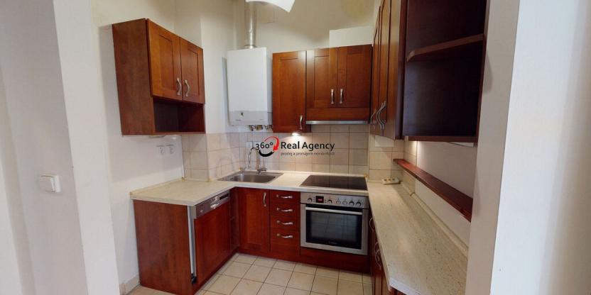 Pronájem bytu 2+1, Praha - Vršovice, Tolstého, 56 m2