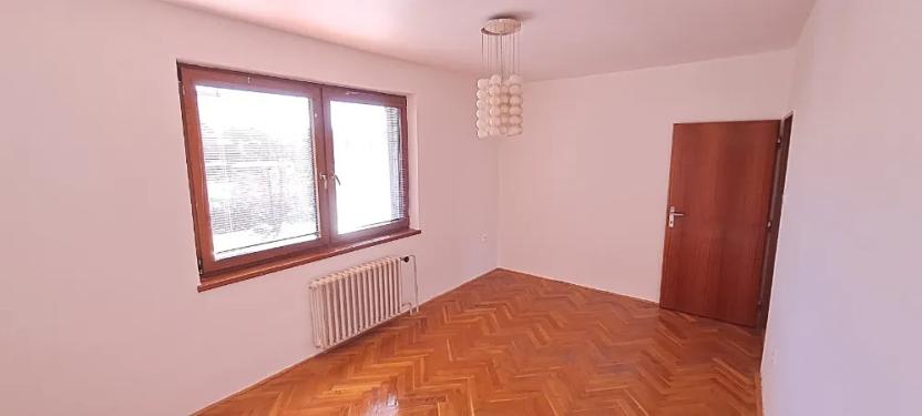 Prodej rodinného domu, Lomnička, 300 m2