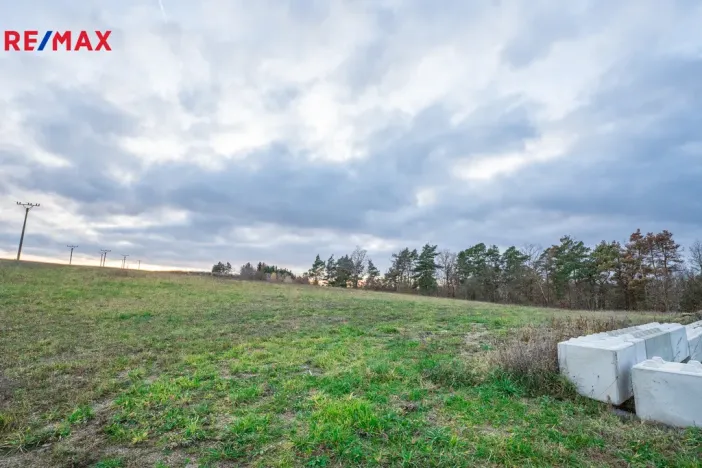 Prodej komerčního pozemku, Velké Meziříčí, 52821 m2