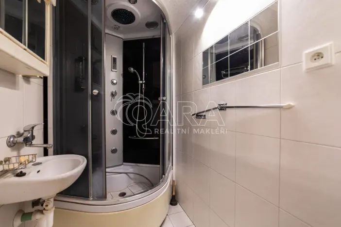 Prodej bytu 1+1, Praha - Bohnice, Poznaňská, 56 m2