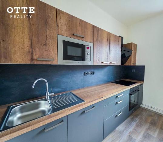 Pronájem bytu 3+1, Plzeň, Cukrovarská, 85 m2