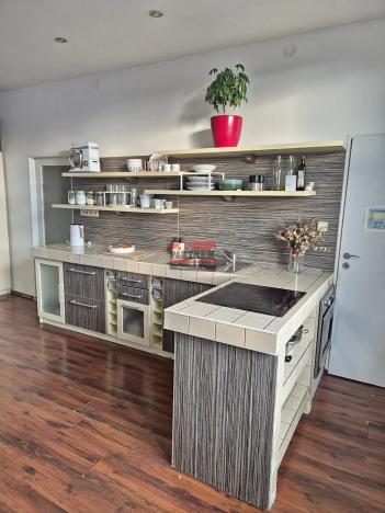 Pronájem bytu 2+1, Tábor, nám. F. Křižíka, 70 m2