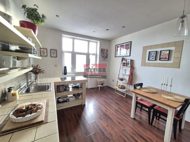 Pronájem bytu 2+1, Tábor, nám. F. Křižíka, 70 m2