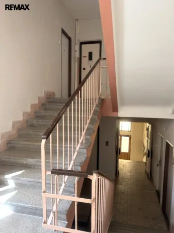 Pronájem bytu 2+1, Karlovy Vary, K. Čapka, 57 m2