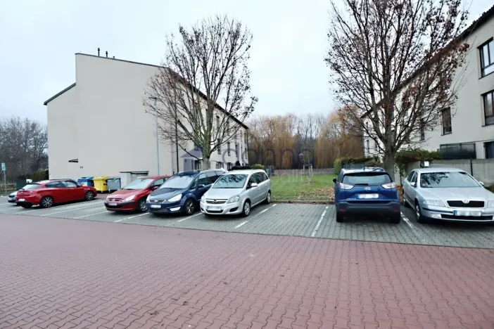 Pronájem bytu 1+kk, Hostivice, Za Mlýnem, 30 m2