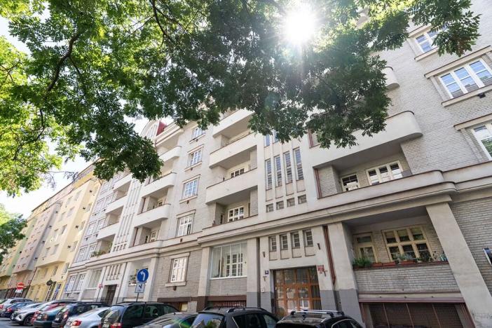 Prodej bytu 2+kk, Praha - Žižkov, Biskupcova, 64 m2