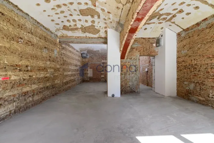 Pronájem restaurace, Praha, Seifertova, 77 m2