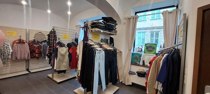 Pronájem obchodního prostoru, Uherské Hradiště, Poštovní, 80 m2