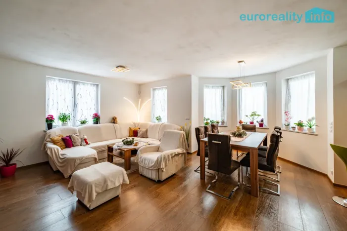 Prodej rodinného domu, Kraslice, Wolkerova, 147 m2