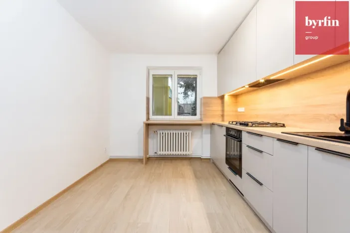 Prodej bytu 3+1, Opava, Tomáškova, 72 m2