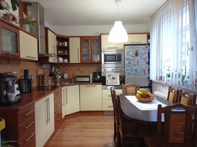 Prodej bytu 4+kk, Mikulov, St. Živného, 91 m2