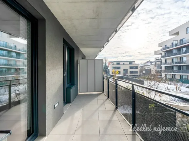 Pronájem bytu 2+kk, Praha - Strašnice, Zvěřinova, 64 m2