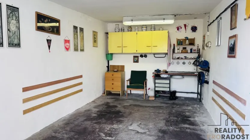 Prodej garáže, Hodonín, 17 m2