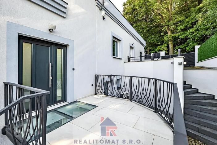 Prodej rodinného domu, Praha - Komořany, Pod lesem, 175 m2