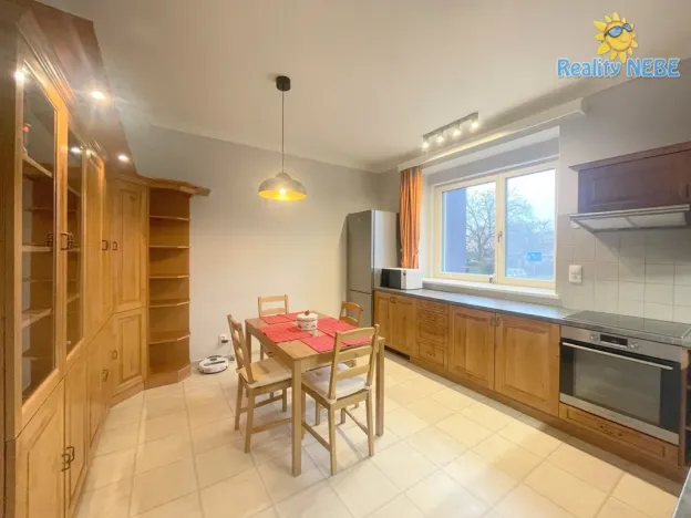 Pronájem bytu 4+1, Praha - Hodkovičky, Na výspě, 103 m2