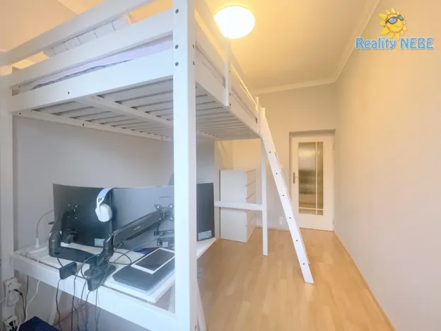 Pronájem bytu 4+1, Praha - Hodkovičky, Na výspě, 103 m2