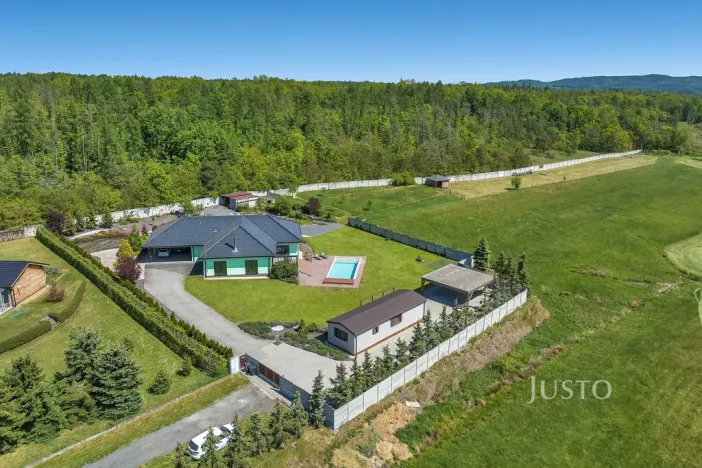Prodej vily, Stará Huť, 188 m2