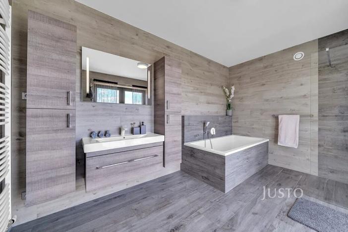 Prodej vily, Stará Huť, 188 m2