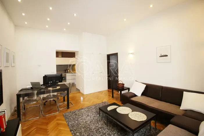 Pronájem bytu 2+kk, Praha - Žižkov, Kubelíkova, 63 m2