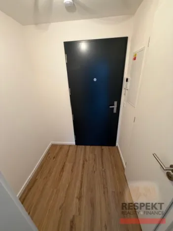 Prodej bytu 1+kk, Kladno, Ke křížku, 29 m2