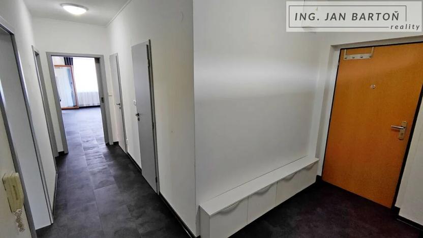 Pronájem bytu 3+kk, Jihlava, Poláčkova, 69 m2