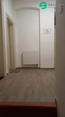 Pronájem bytu 1+kk, Úštěk, Mírové náměstí, 38 m2