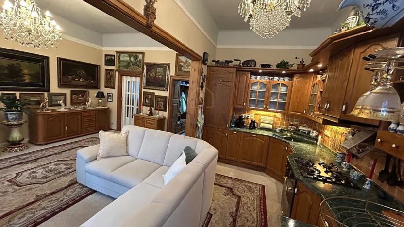 Prodej bytu 3+kk, Karlovy Vary, Moskevská, 92 m2