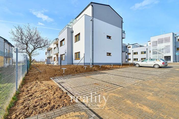 Pronájem bytu 2+kk, Znojmo, Hrušňová, 60 m2