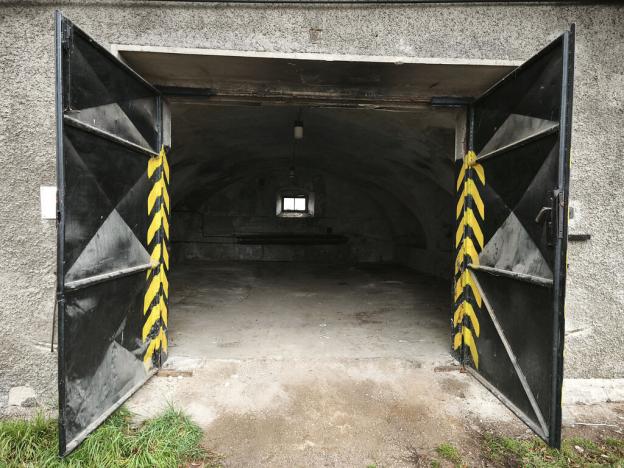 Pronájem ostatní, Holovousy