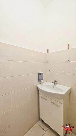 Pronájem kanceláře, Praha - Vinohrady, Lucemburská, 28 m2