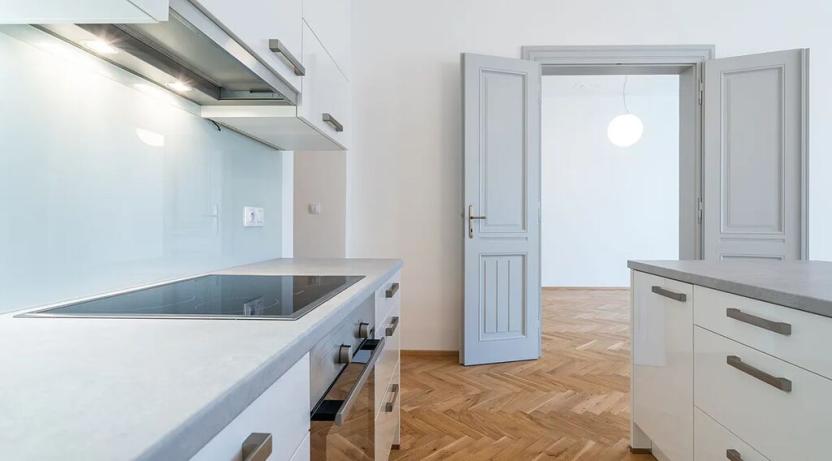 Pronájem bytu 4+kk, Praha, Křižíkova, 111 m2