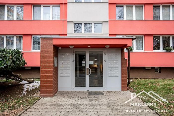 Prodej bytu 2+1, Kolín, Čechovy sady, 62 m2