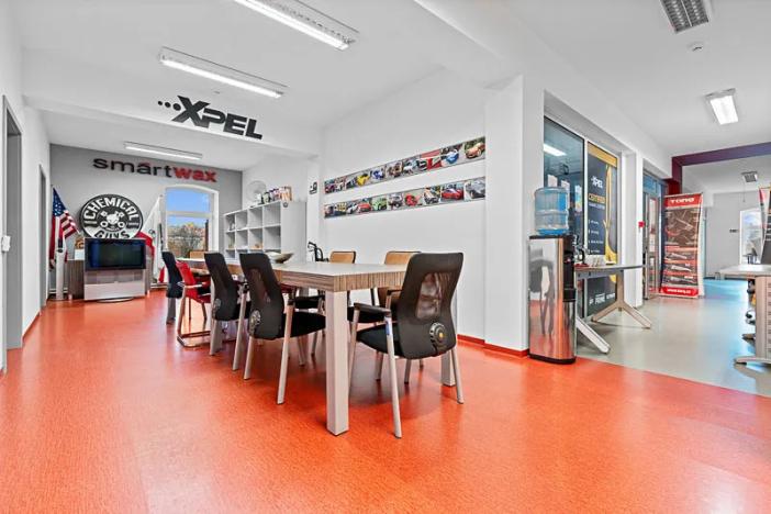 Prodej obchodního prostoru, Zlín, Bezručova, 1976 m2