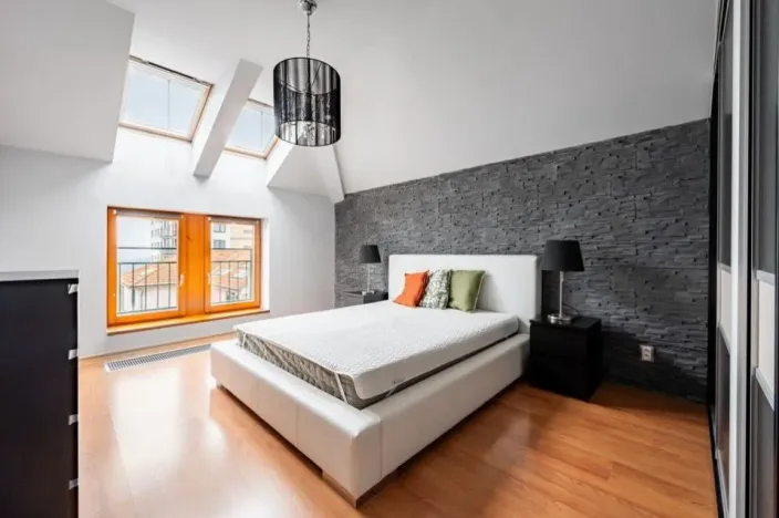 Pronájem bytu 2+kk, Praha - Horní Měcholupy, Padovská, 62 m2