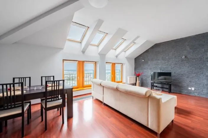 Pronájem bytu 2+kk, Praha - Horní Měcholupy, Padovská, 62 m2