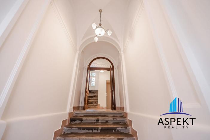 Pronájem bytu 1+kk, Praha - Bubeneč, Keramická, 25 m2