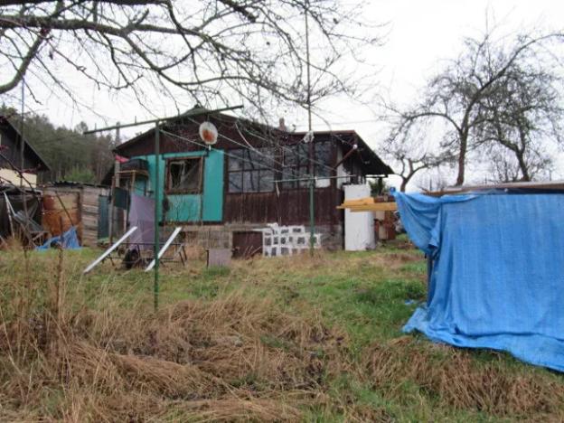 Dražba chaty, Kosova Hora, 10 m2